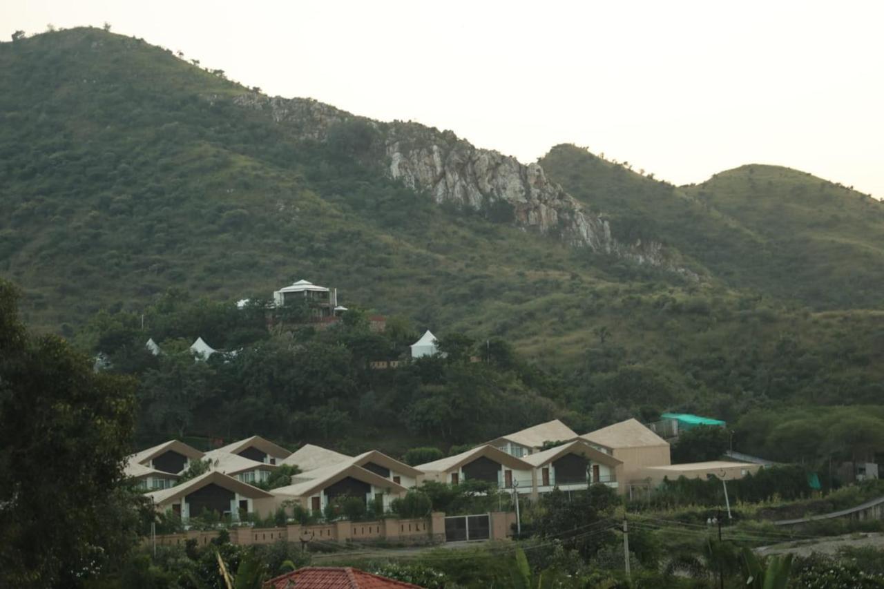 Vache Farm Stay Ουνταϊπούρ Εξωτερικό φωτογραφία
